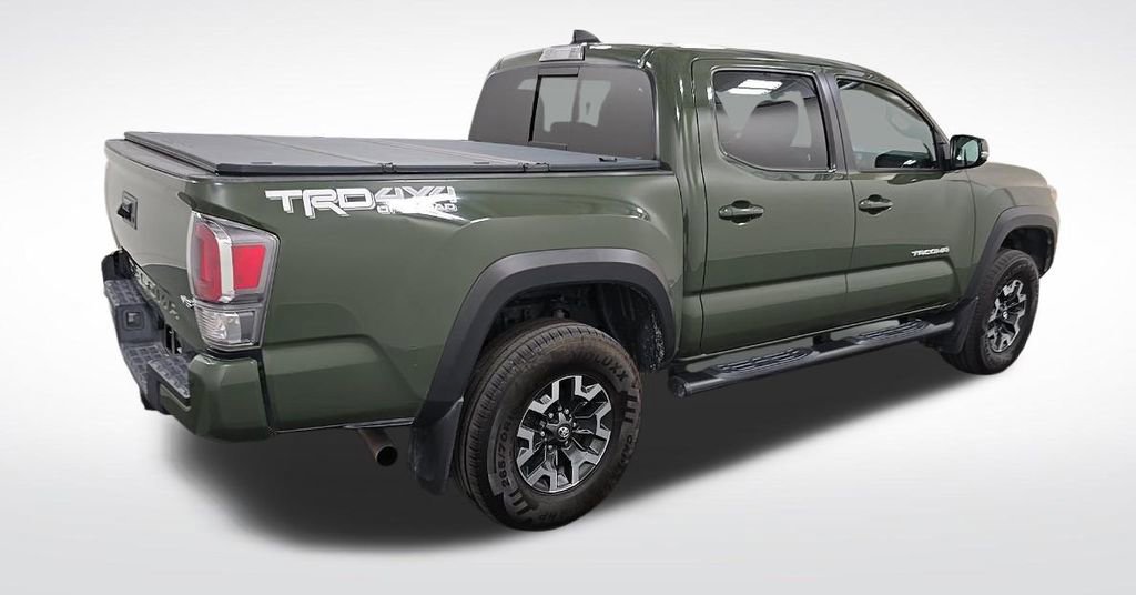 Used 2021 Toyota Tacoma TRD Off-Road w/ TRD Premium Off Road Package AWD/4WD image 4