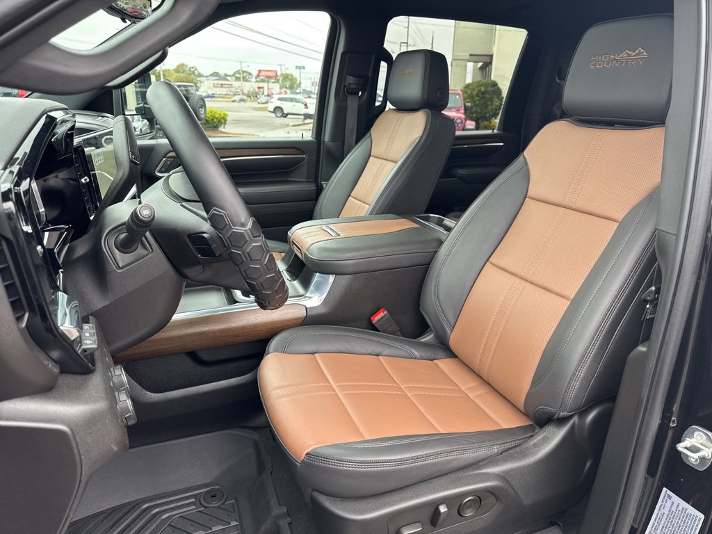 Used 2024 Chevrolet Silverado 2500 High Country w/ High Country Premium Package image 34