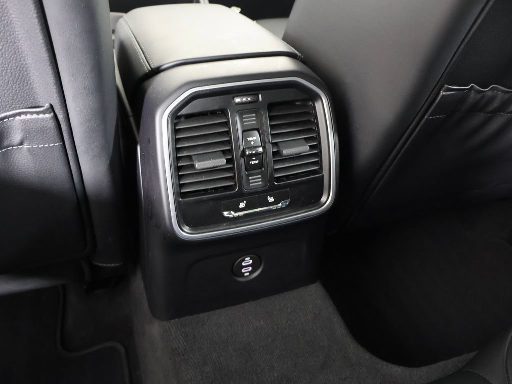 Certified 2026 Porsche Macan S AWD/4WD image 23