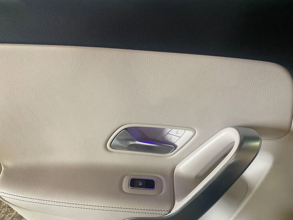 Used 2022 Mercedes-Benz A 220 4MATIC image 16