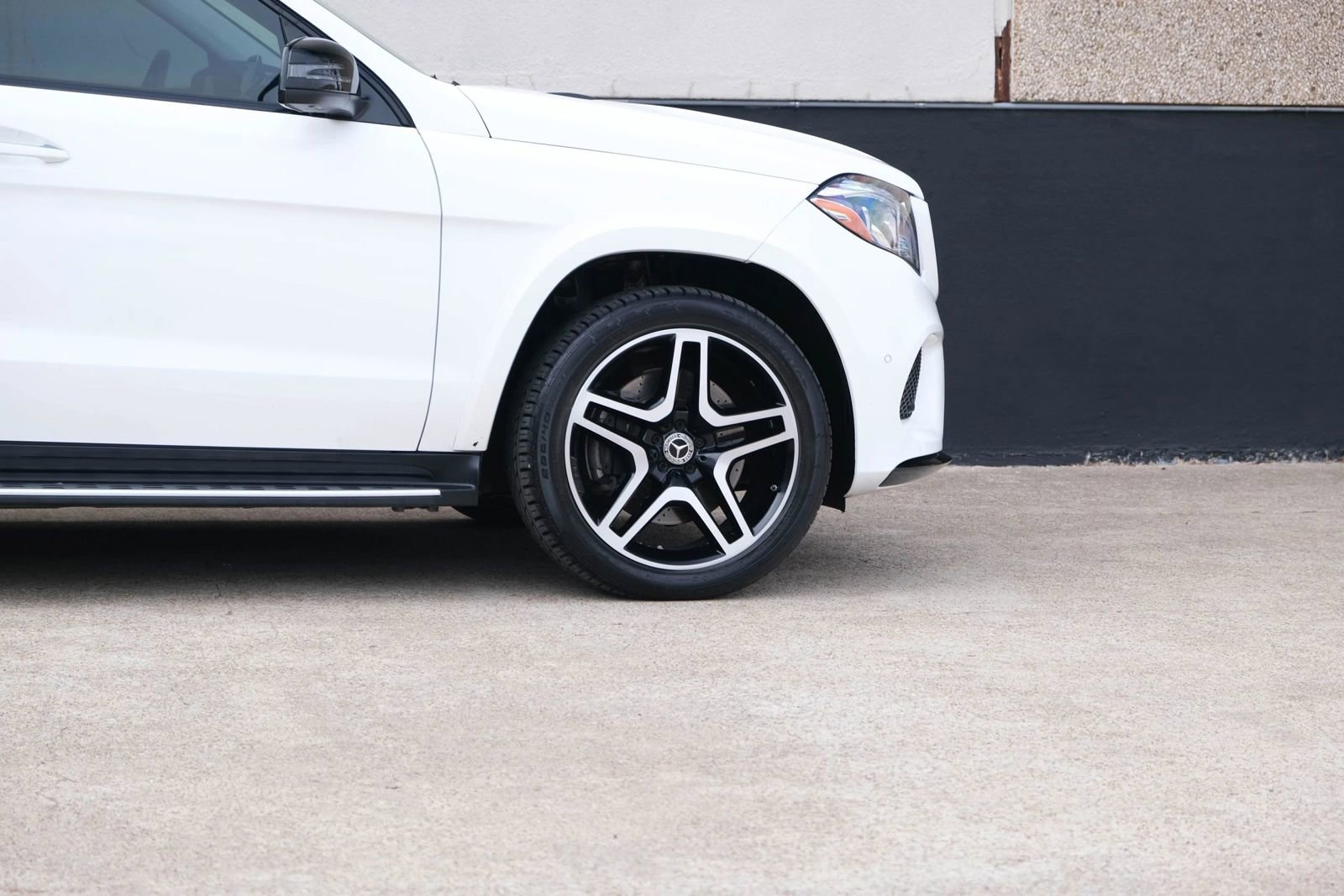 Used 2018 Mercedes-Benz GLS 550 GLS 550 4MATIC Sport Utility 4 w/ Driver Assistance Package image 13