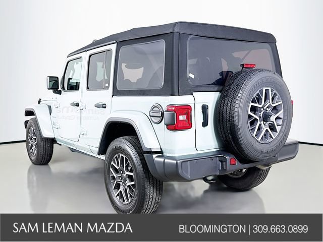 Used 2024 Jeep Wrangler Unlimited Sahara AWD/4WD image 5