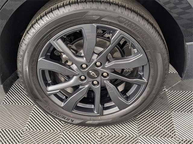 Used 2023 Chevrolet Equinox RS w/ RS Leather Package image 8