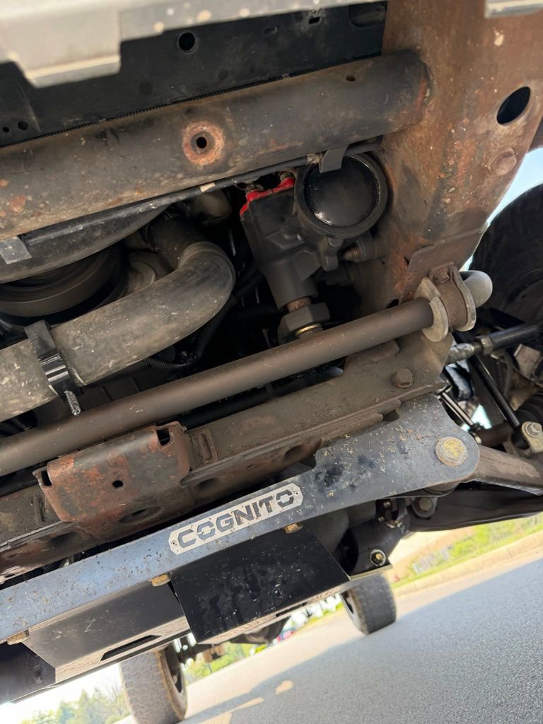 Used 2004 Chevrolet Silverado 2500 LT w/ Heavy-Duty Power Package image 5