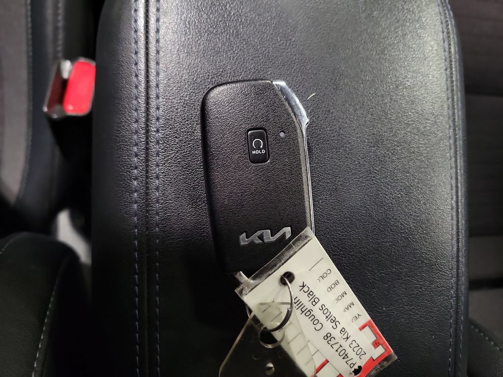 Used 2023 Kia Seltos Nightfall Edition AWD/4WD image 17