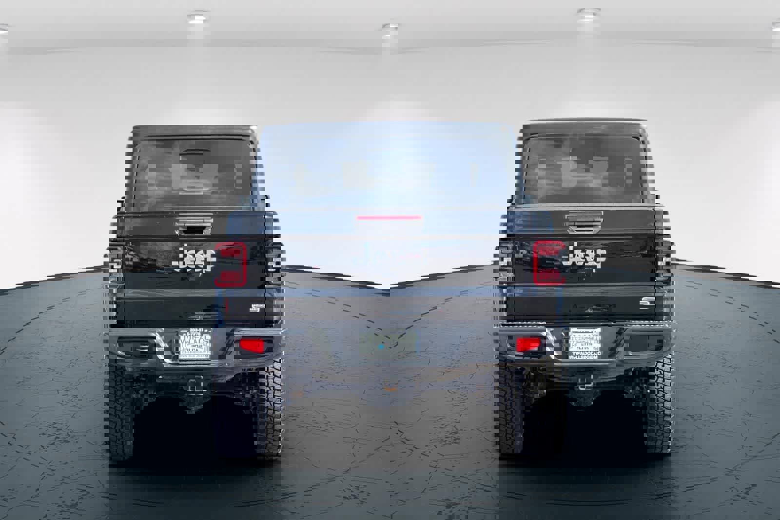 Used 2020 Jeep Gladiator Overland image 7