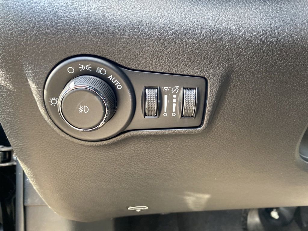New 2026 Jeep Compass Latitude image 20