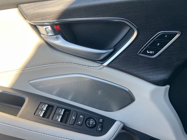 Used 2025 Acura RDX SH-AWD w/ Advance Package image 25