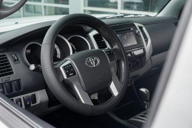 Used 2013 Toyota Tacoma PreRunner w/ SR5 Pkg image 27