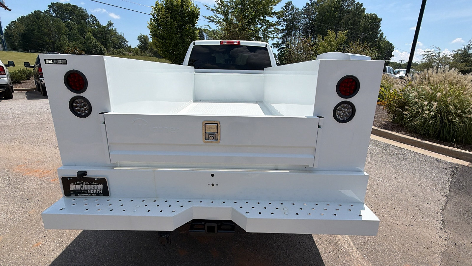 New 2026 RAM 3500 Tradesman w/ Chrome Appearance Group A AWD/4WD image 9