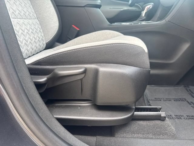 Used 2022 Chevrolet Equinox LT FWD image 19