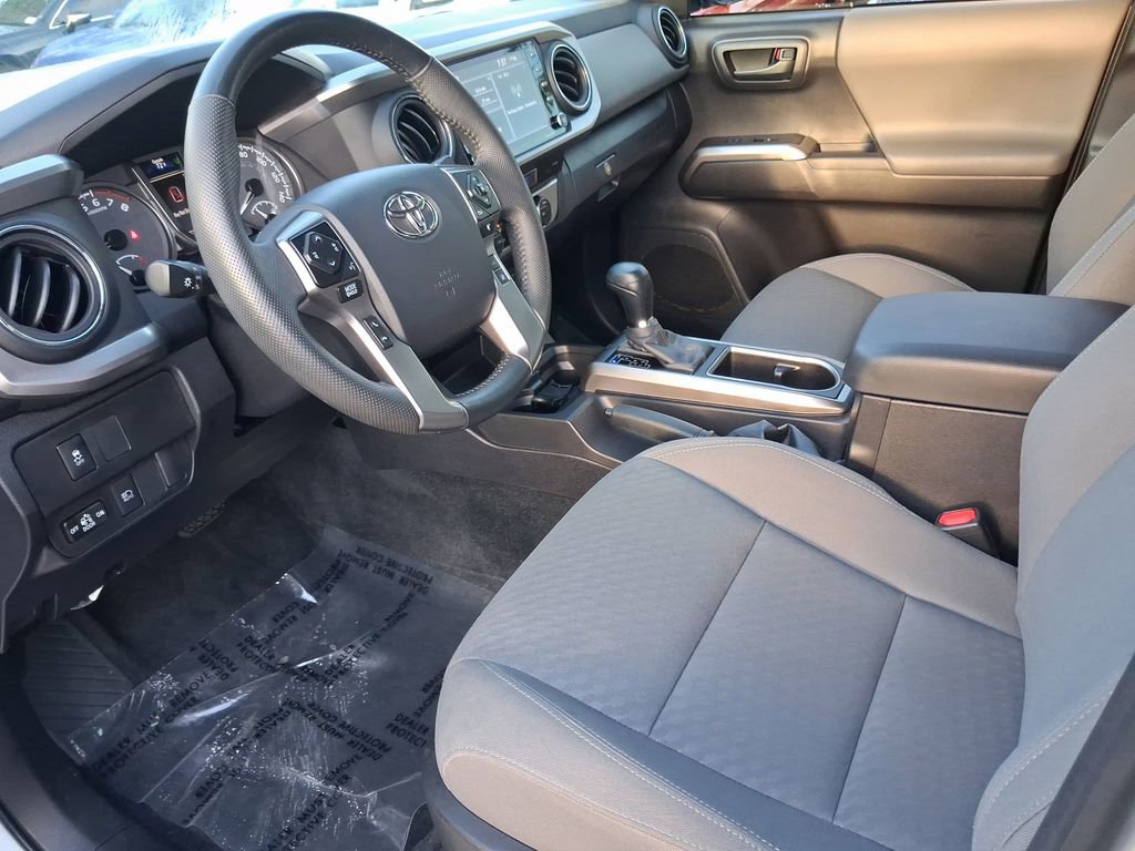 Used 2023 Toyota Tacoma SR5 AWD/4WD image 13