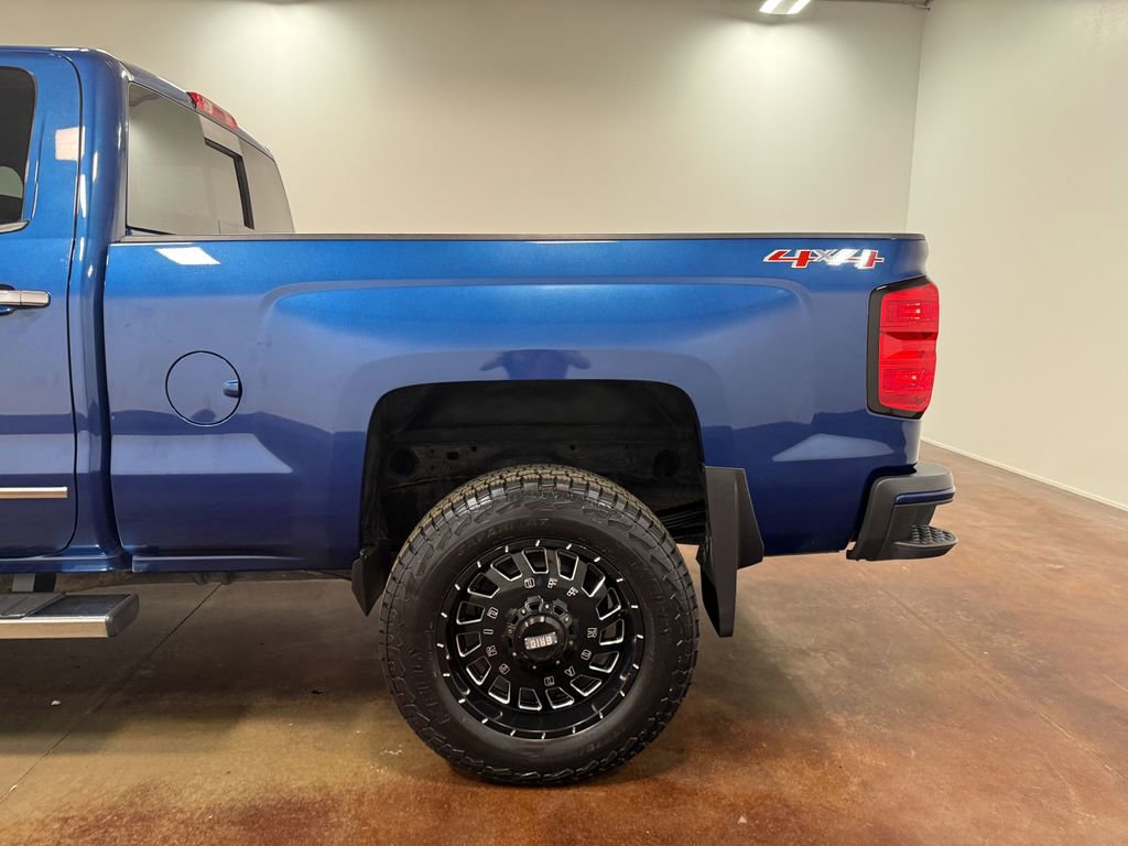 Used 2015 Chevrolet Silverado 2500 High Country w/ Duramax Plus Package image 38