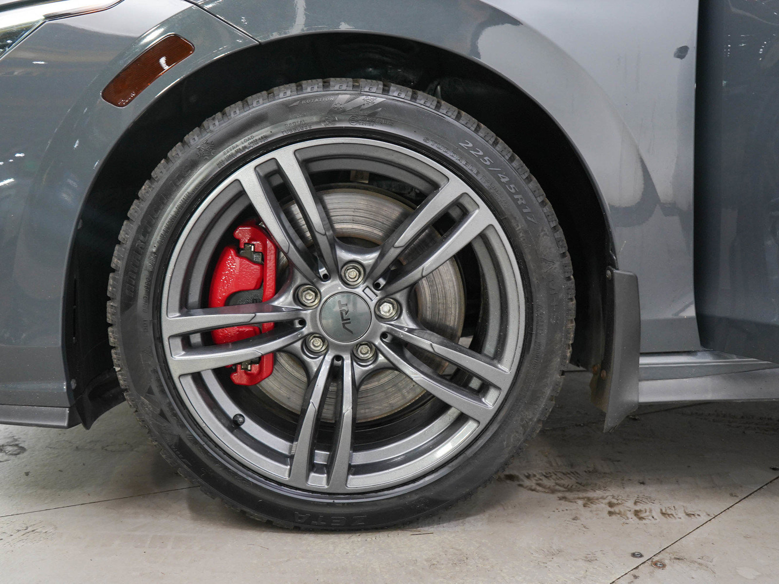 Used 2024 Volkswagen GTI SE FWD image 28
