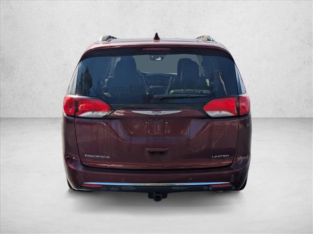 Used 2018 Chrysler Pacifica Limited w/ Advanced Safetytec Group FWD image 6