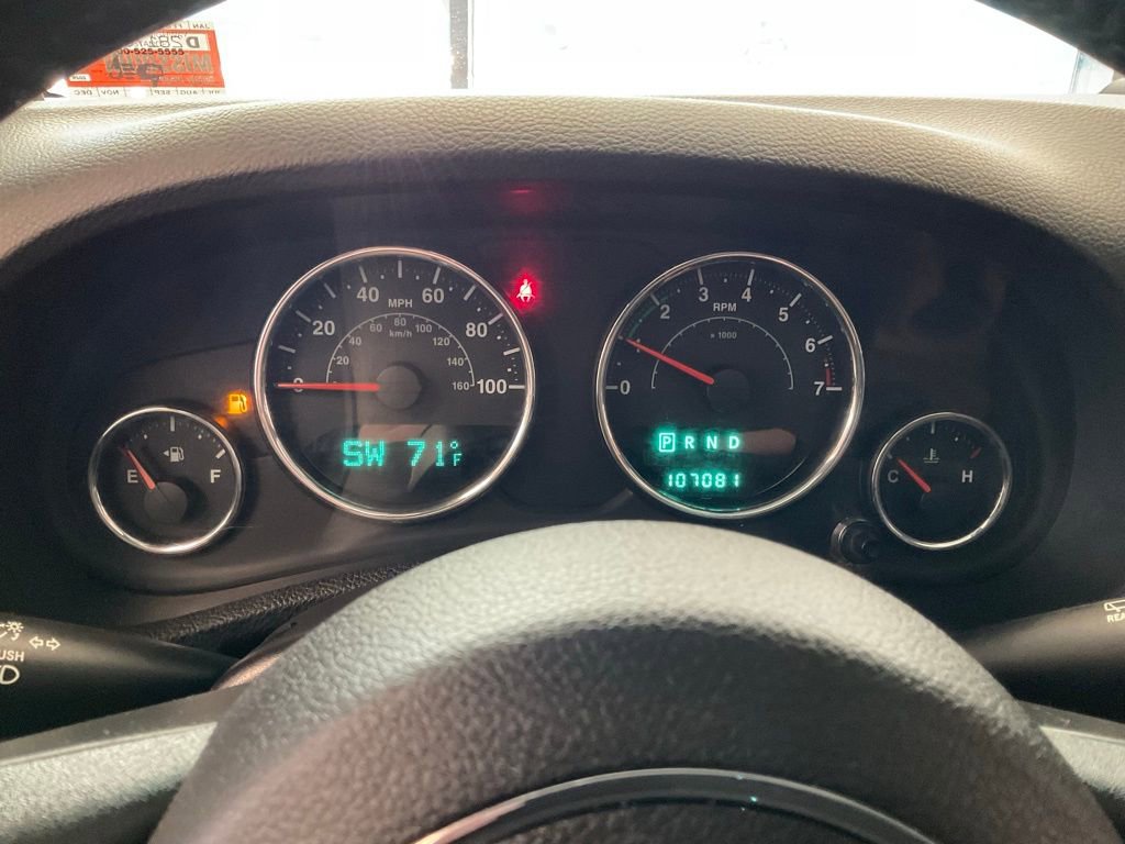 Used 2014 Jeep Wrangler Unlimited Rubicon image 13