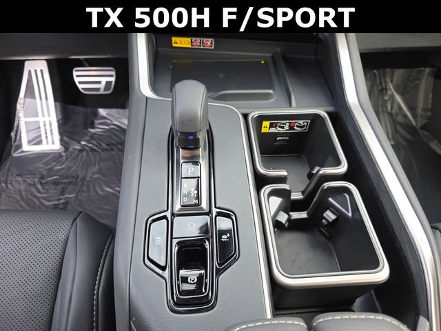 Used 2025 Lexus TX 500h AWD w/ Technology Package image 27