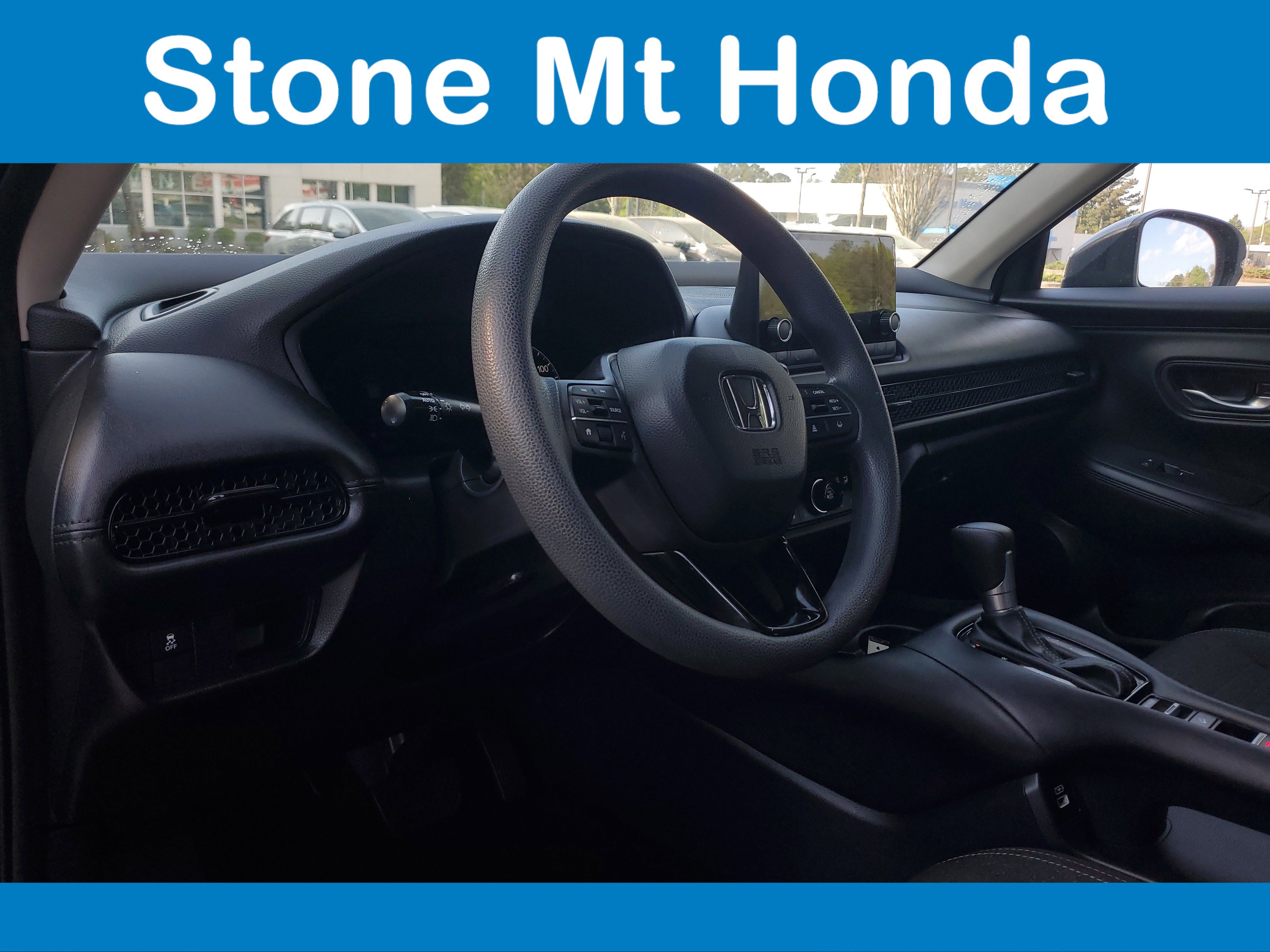 Used 2023 Honda HR-V LX image 17