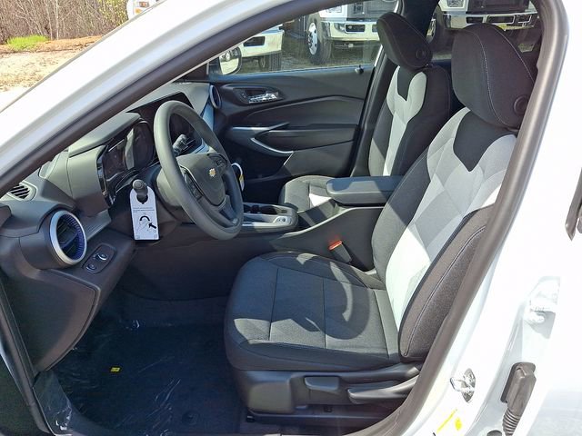 New 2026 Chevrolet Trax LS w/ Driver Confidence Package image 6