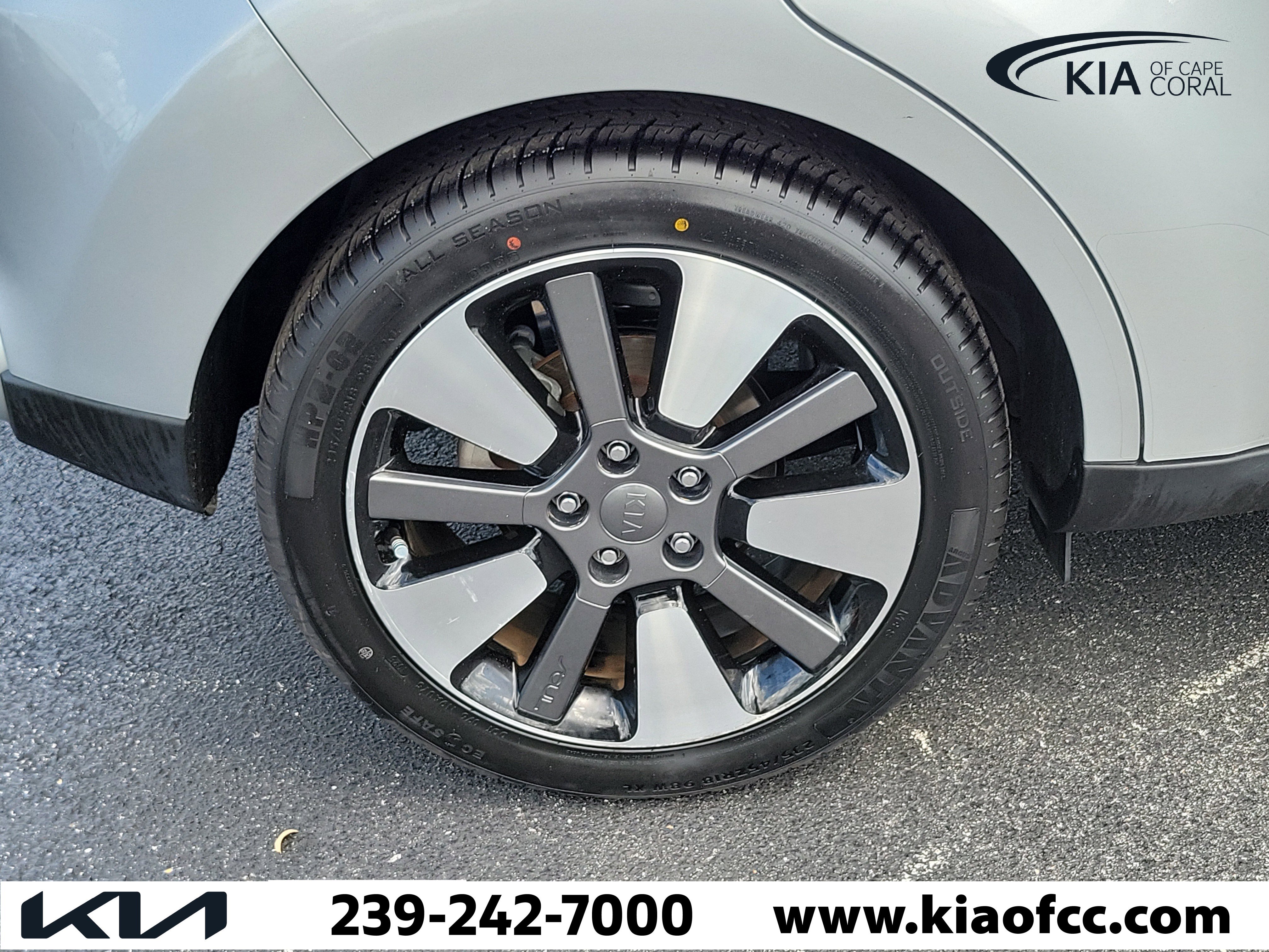 Used 2015 Kia Soul ! w/ Sun & Sound Package image 9