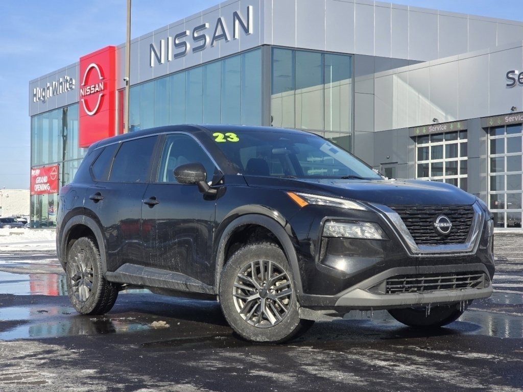 Used 2023 Nissan Rogue S video 2