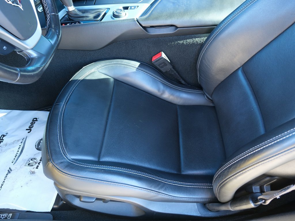 Used 2019 Chevrolet Corvette Grand Sport w/ Carbon Flash Badge Package image 26