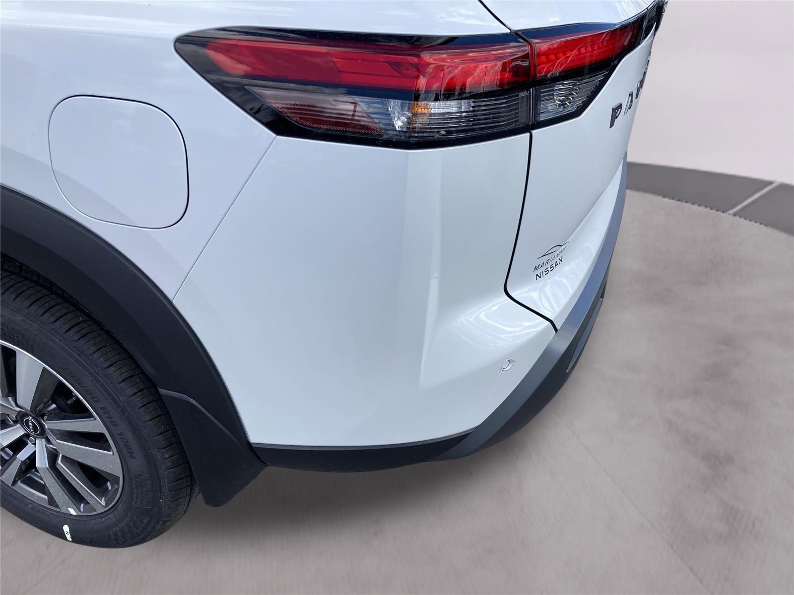 New 2026 Nissan Pathfinder SL image 12