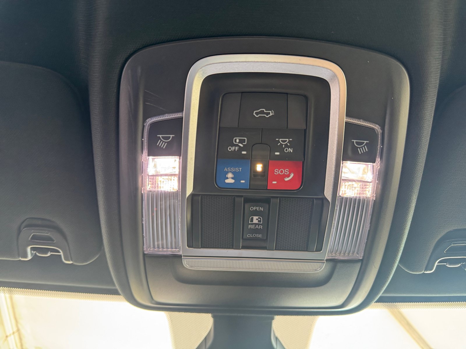 Used 2022 RAM 2500 Laramie AWD/4WD image 26