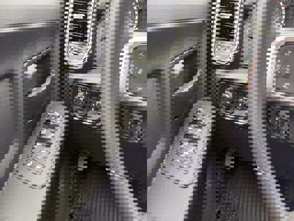 New 2026 RAM 2500 Tradesman image 19