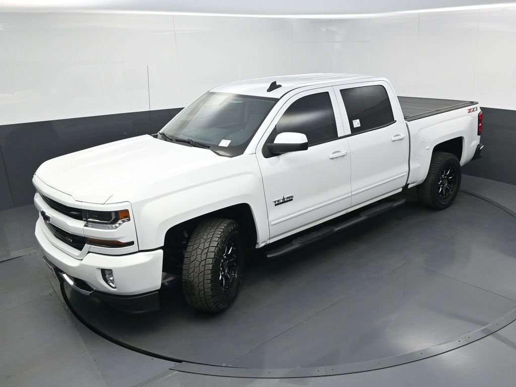 Used 2018 Chevrolet Silverado 1500 LT w/ Texas Edition AWD/4WD image 29