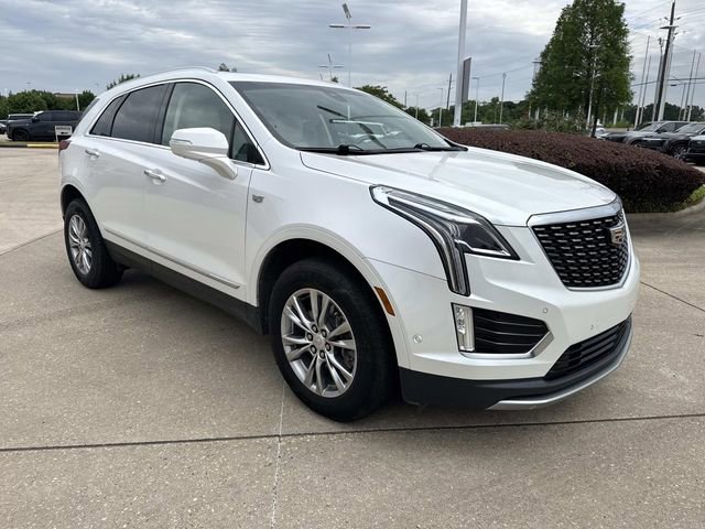 Used 2022 Cadillac XT5 Premium Luxury w/ Technology Package FWD image 3