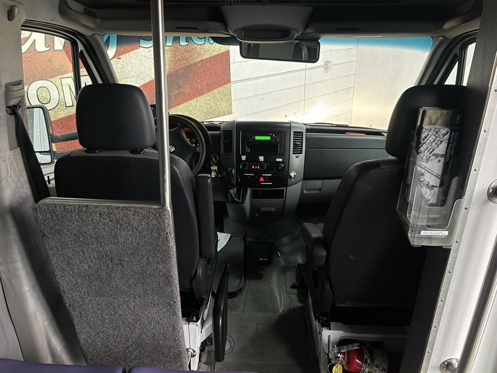 Used 2008 Dodge Sprinter 3500 w/ Window Group Iv Fixed Glass image 24