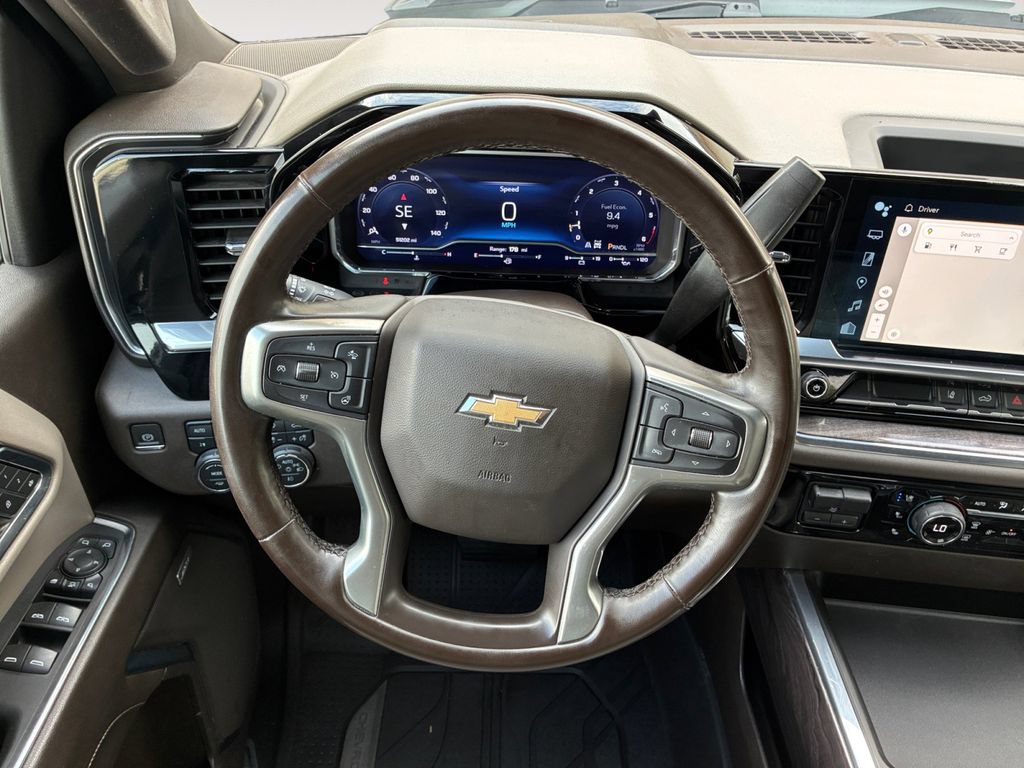 Used 2024 Chevrolet Silverado 2500 LTZ w/ LTZ Convenience Package AWD/4WD image 12
