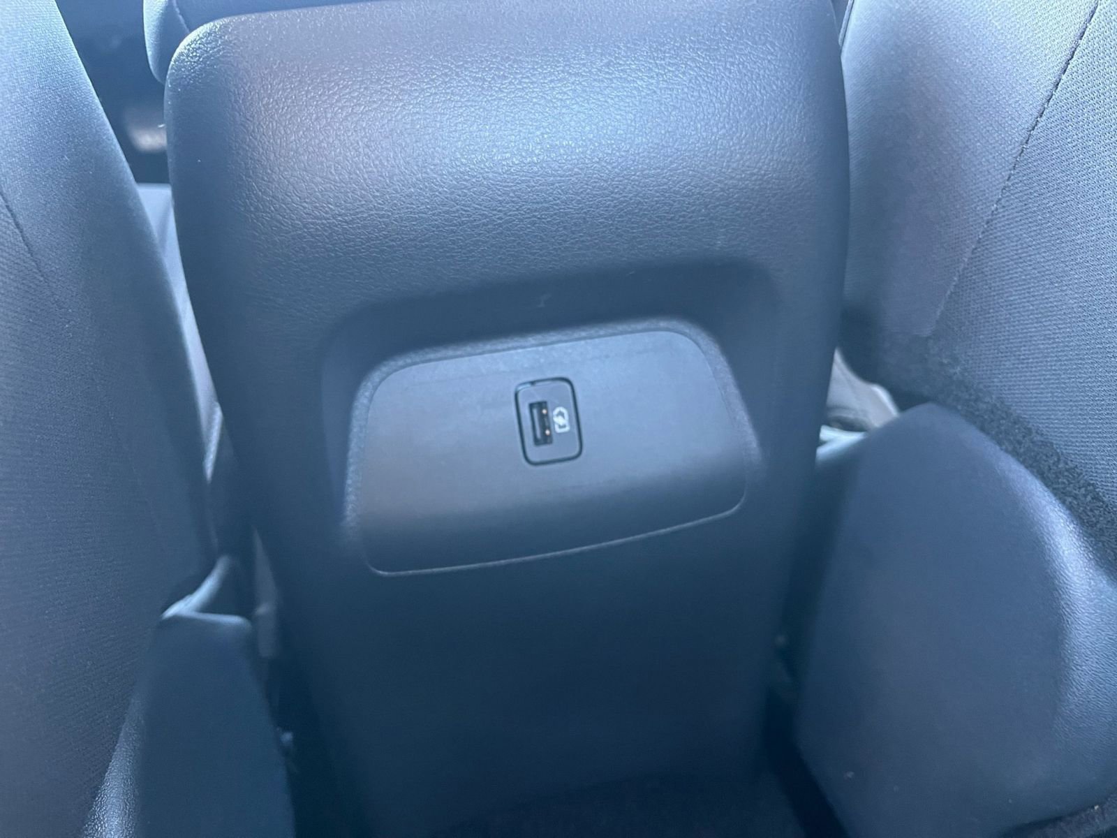 Used 2025 Nissan Sentra SV image 23