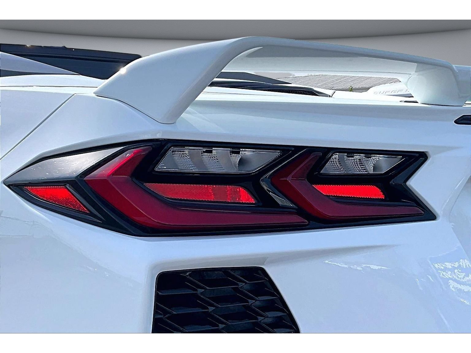 Used 2022 Chevrolet Corvette Stingray Premium Conv w/ Z51 Performance Package RWD image 33