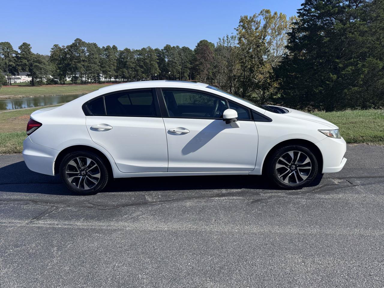 Used 2015 Honda Civic EX image 16