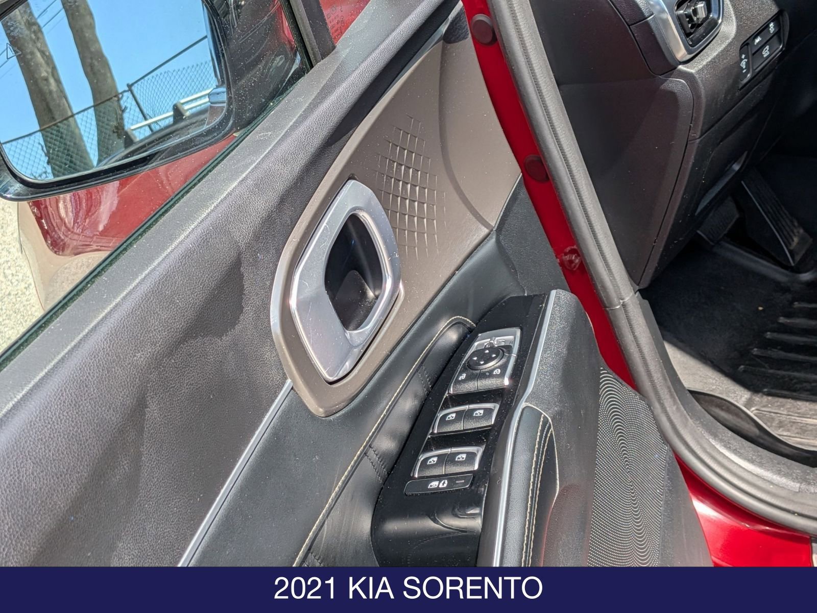 Used 2021 Kia Sorento SX image 9