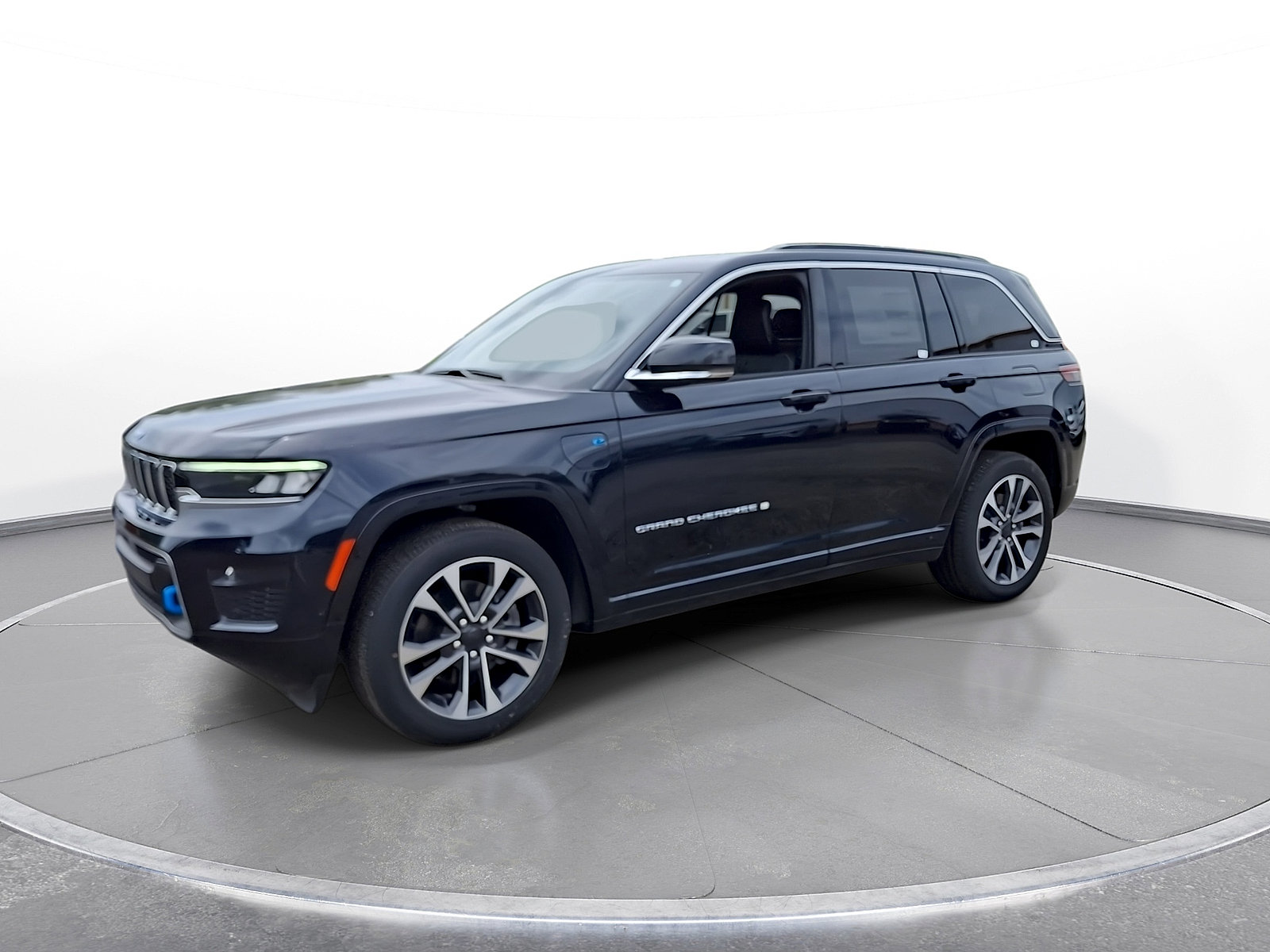 New 2024 Jeep Grand Cherokee Overland w/ Luxury Tech Group IV AWD/4WD image 4