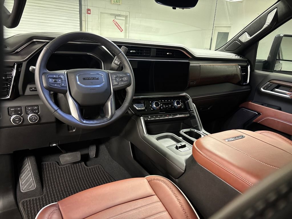 Certified 2025 GMC Sierra 2500 Denali Ultimate image 30