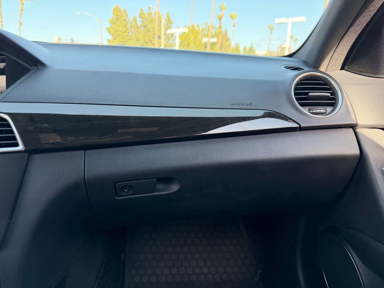 Used 2014 Mercedes-Benz C 63 AMG Sedan image 18