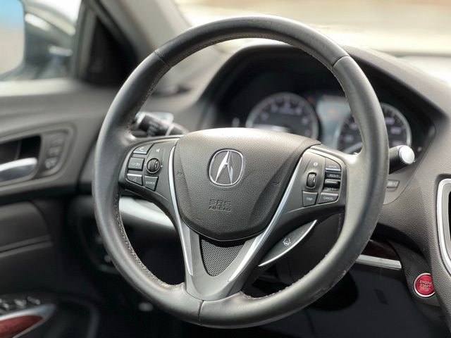 Used 2017 Acura TLX w/ Technology Package image 32