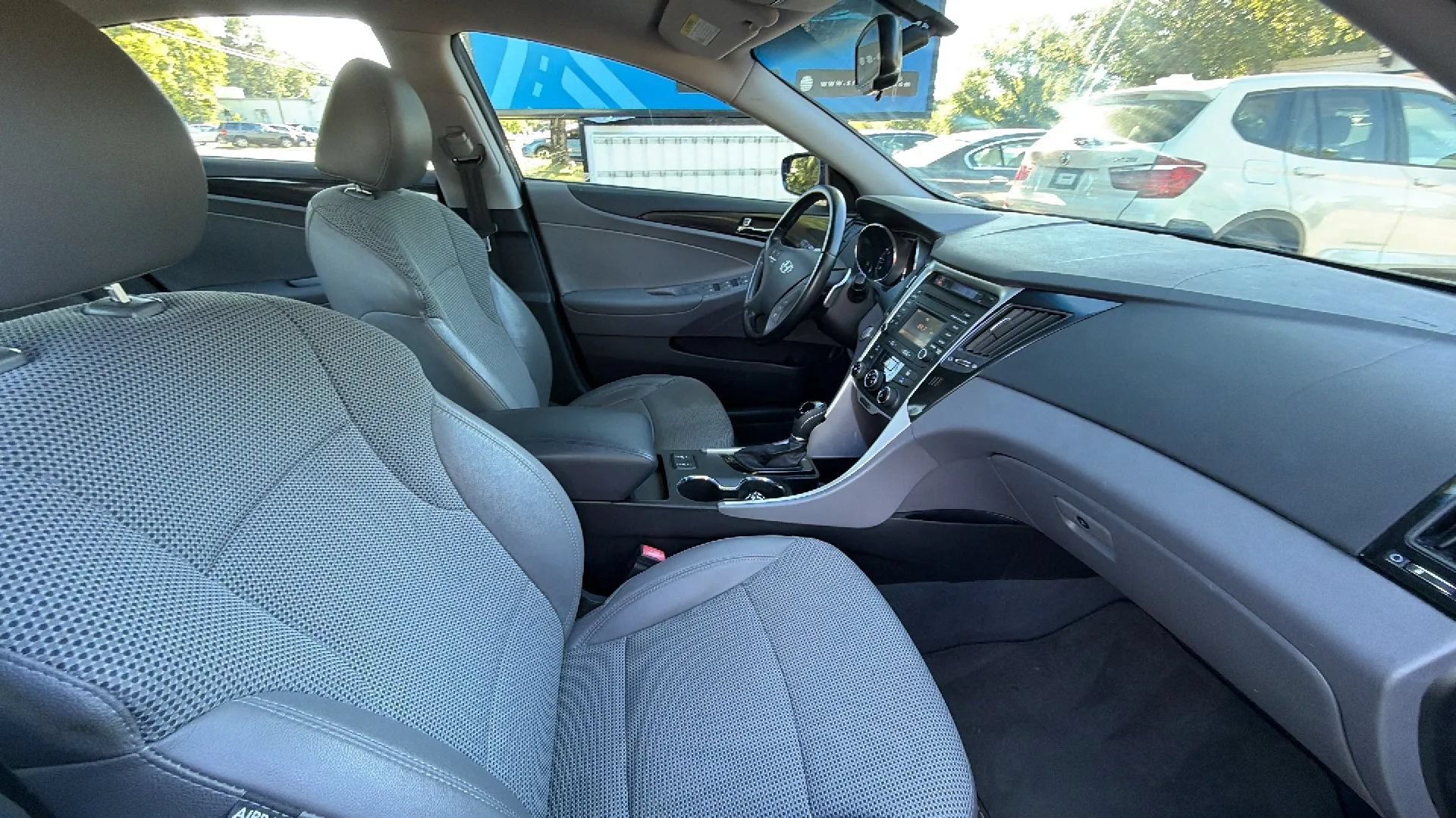 Used 2014 Hyundai Sonata SE FWD image 24