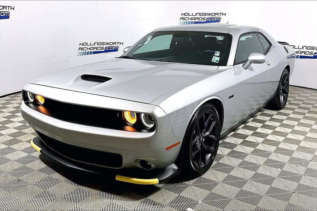 Used 2023 Dodge Challenger R/T w/ Plus Package image 1