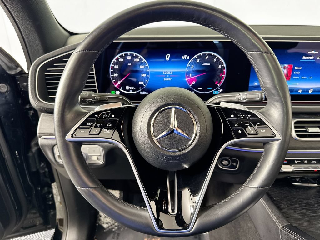 Used 2024 Mercedes-Benz GLS 450 4MATIC image 11
