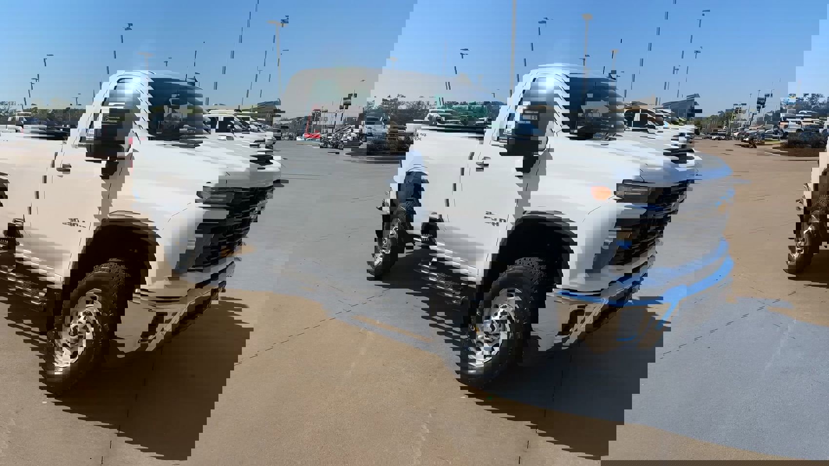 Used 2025 Chevrolet Silverado 2500 W/T w/ WT Convenience Package image 2