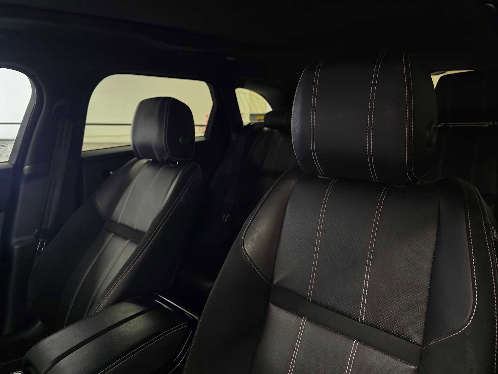 Used 2020 Land Rover Range Rover Velar R-Dynamic S image 24