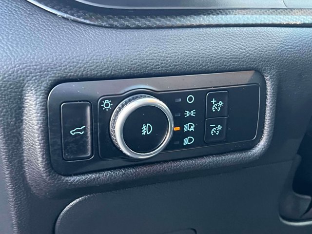 Used 2023 Ford Explorer ST-Line AWD/4WD image 26