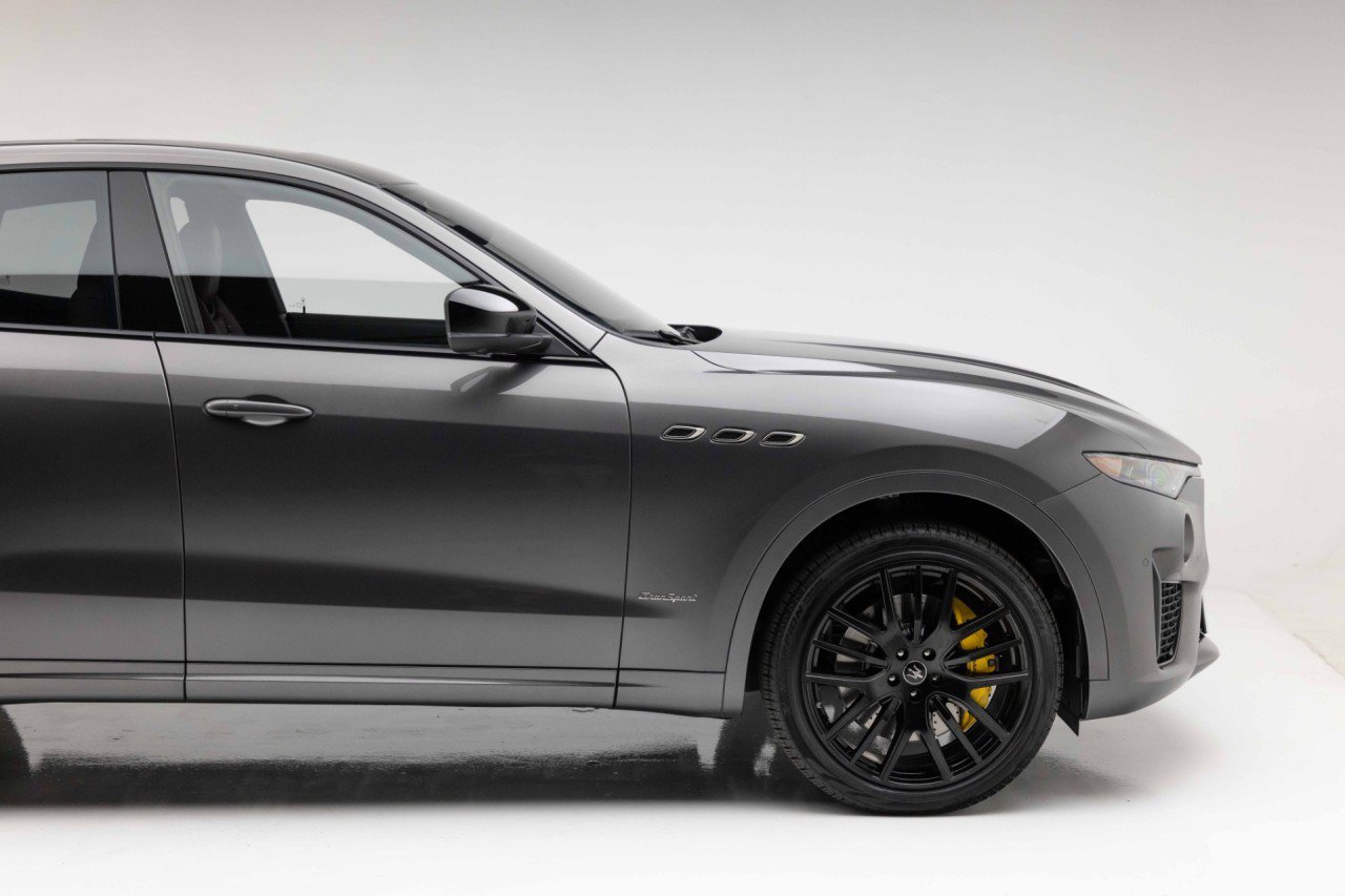 Used 2021 Maserati Levante S GranSport AWD/4WD image 23
