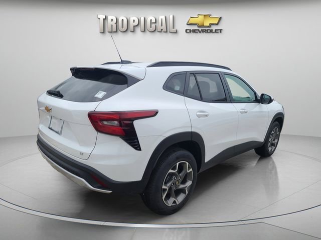 New 2026 Chevrolet Trax LT w/ Driver Confidence Package image 5