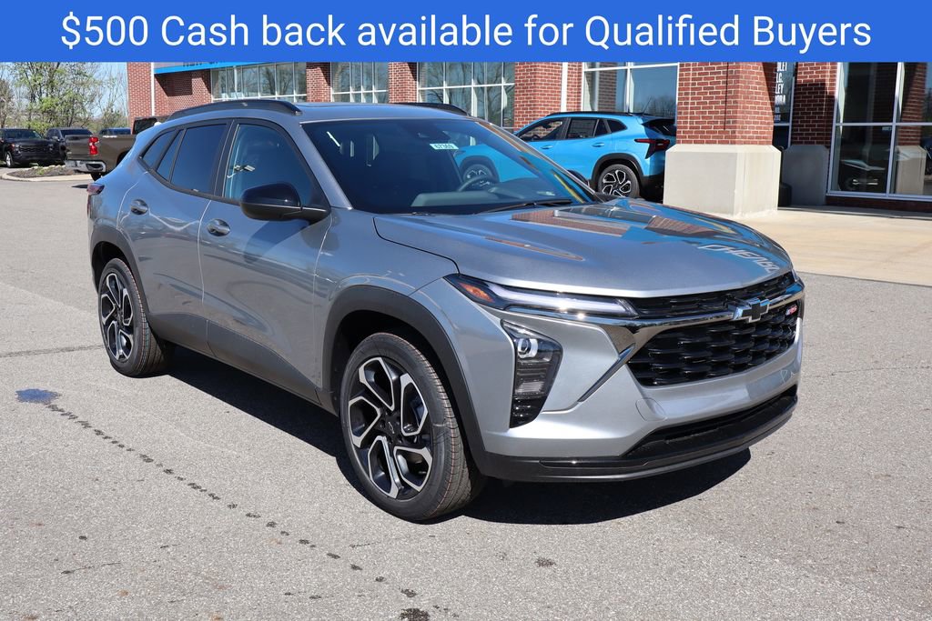 New 2026 Chevrolet Trax RS w/ Sunroof Package FWD video 2